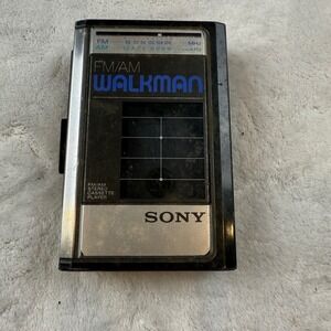 Sony Walkman WM F41 FM AM Stereo Cassette Player Made in Japan Vintage  - Parts